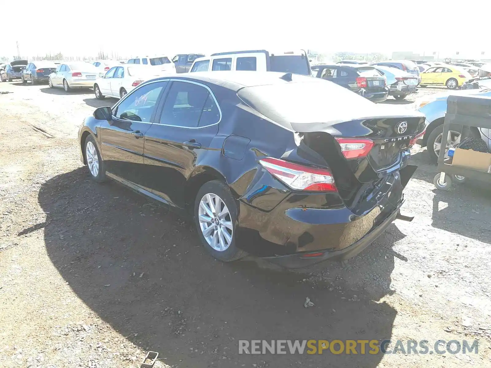 3 Photograph of a damaged car 4T1C11AK2LU880546 TOYOTA CAMRY 2020