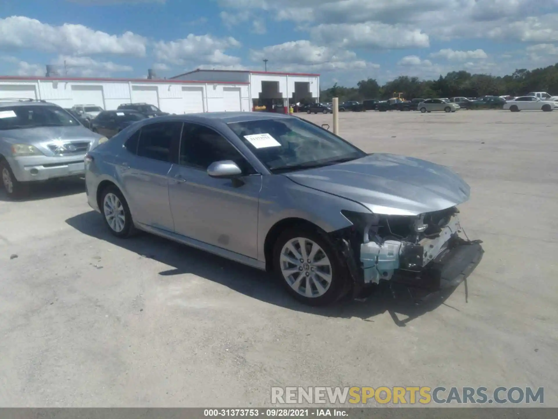 1 Photograph of a damaged car 4T1C11AK2LU881986 TOYOTA CAMRY 2020