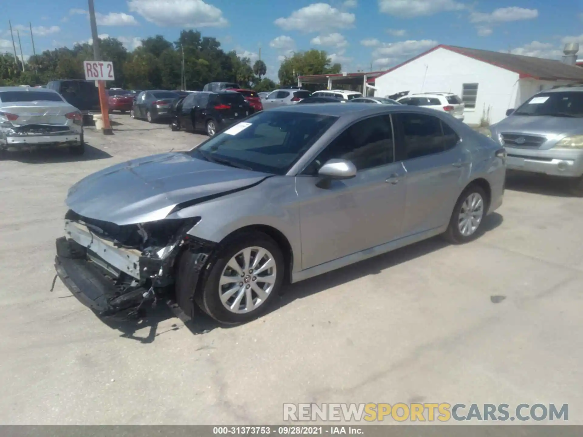 2 Photograph of a damaged car 4T1C11AK2LU881986 TOYOTA CAMRY 2020