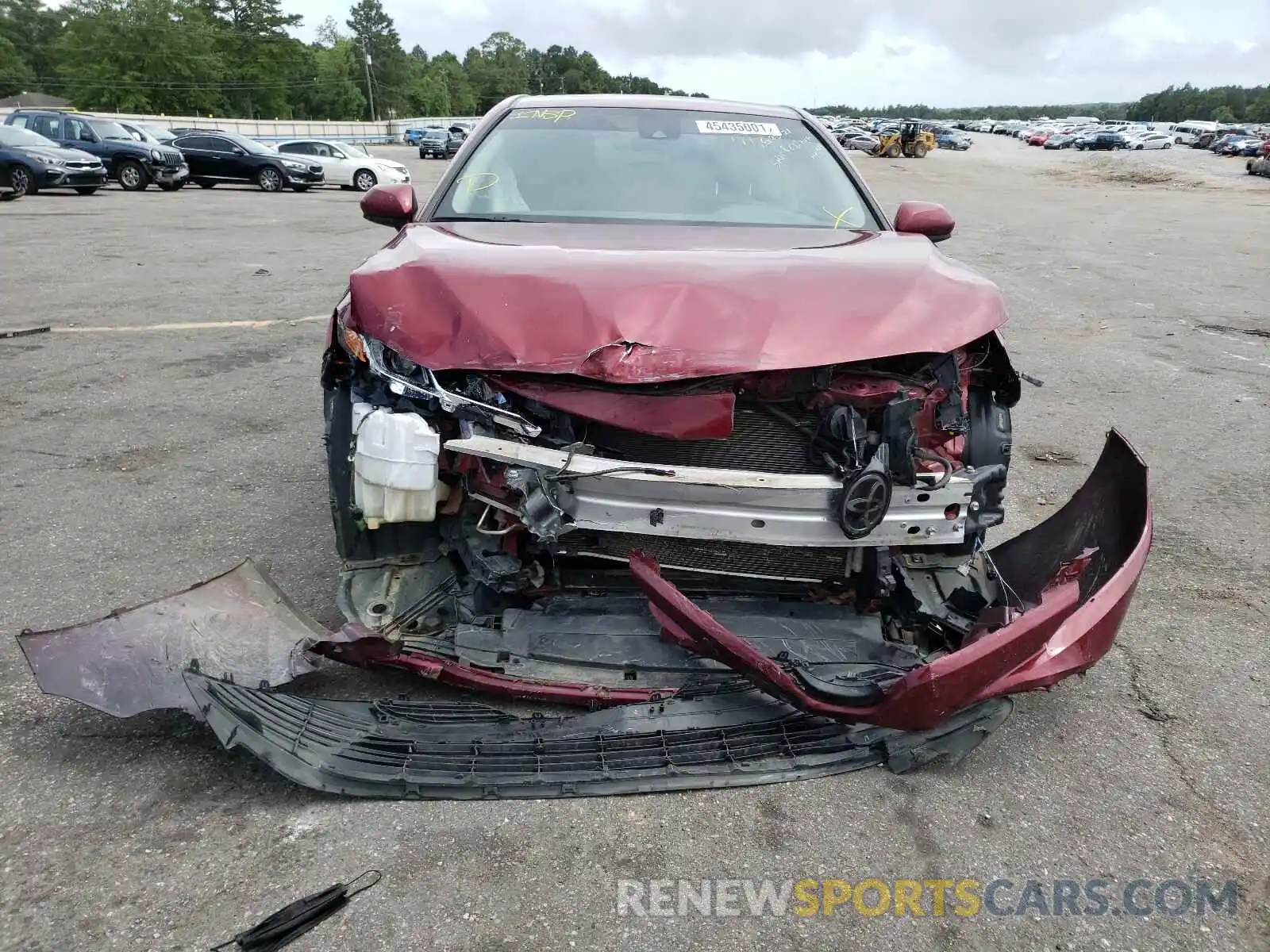 9 Photograph of a damaged car 4T1C11AK2LU896763 TOYOTA CAMRY 2020