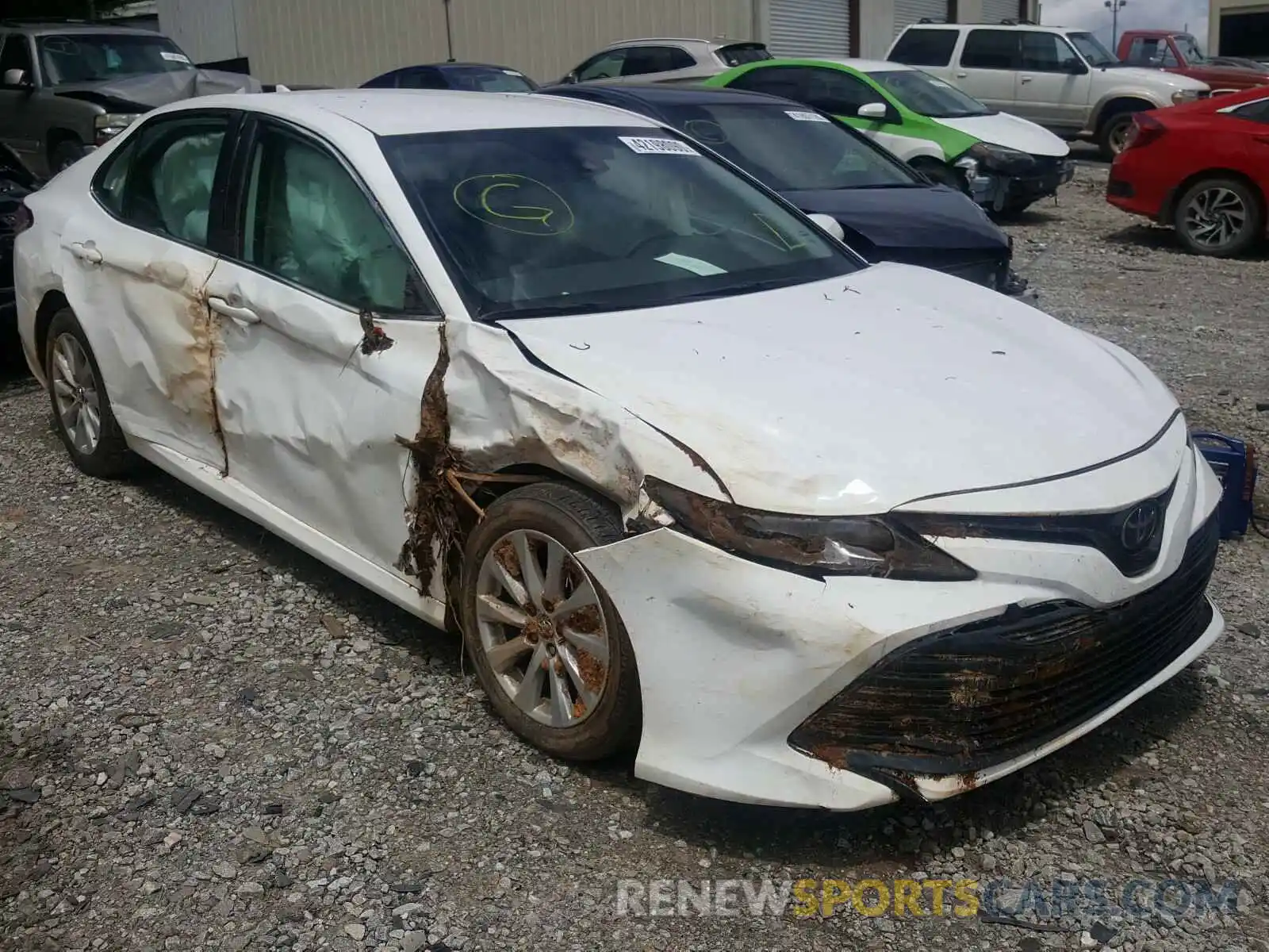 1 Photograph of a damaged car 4T1C11AK2LU904585 TOYOTA CAMRY 2020