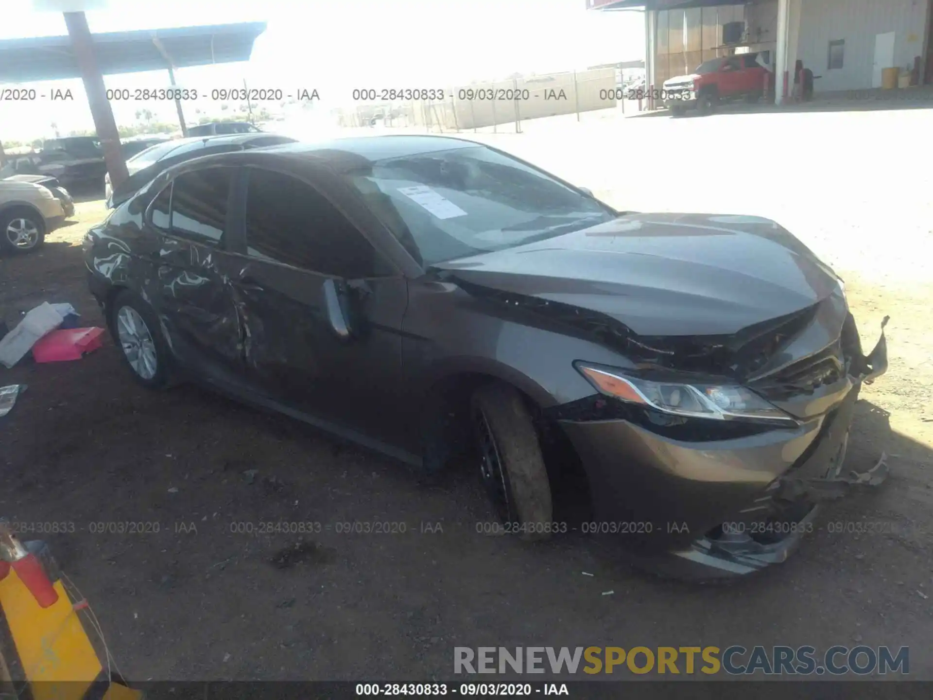 1 Photograph of a damaged car 4T1C11AK2LU905932 TOYOTA CAMRY 2020