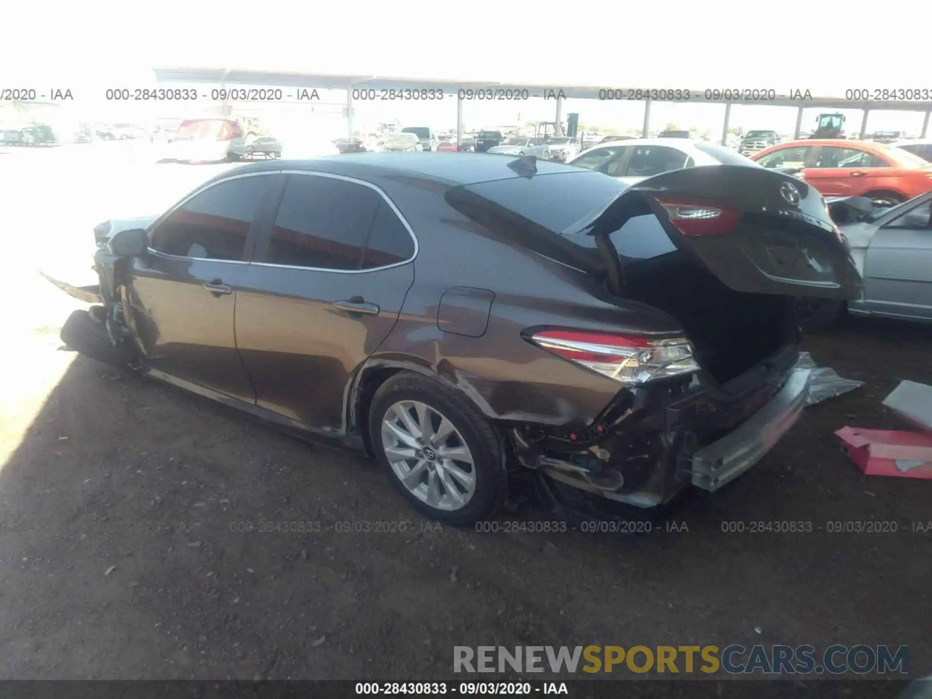 3 Photograph of a damaged car 4T1C11AK2LU905932 TOYOTA CAMRY 2020