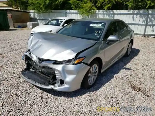 2 Photograph of a damaged car 4T1C11AK2LU907034 TOYOTA CAMRY 2020