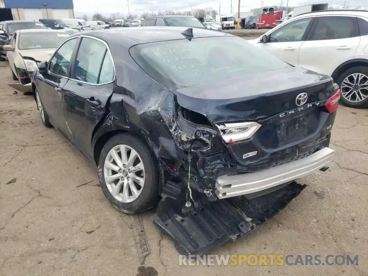 3 Photograph of a damaged car 4T1C11AK2LU907874 TOYOTA CAMRY 2020