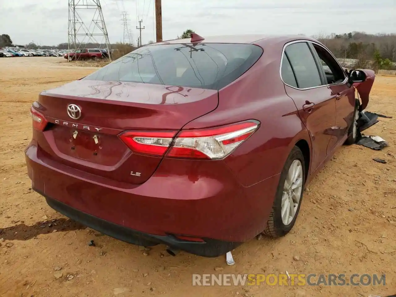 4 Photograph of a damaged car 4T1C11AK2LU912539 TOYOTA CAMRY 2020