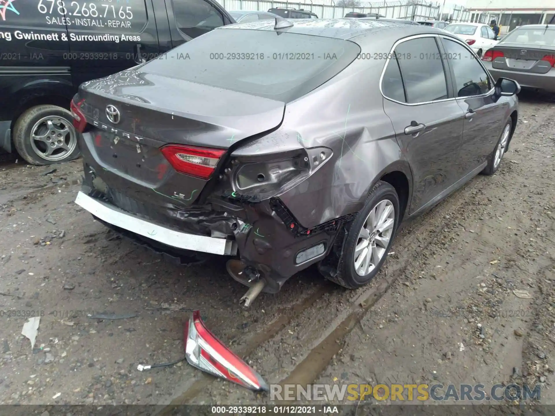 6 Photograph of a damaged car 4T1C11AK2LU912704 TOYOTA CAMRY 2020