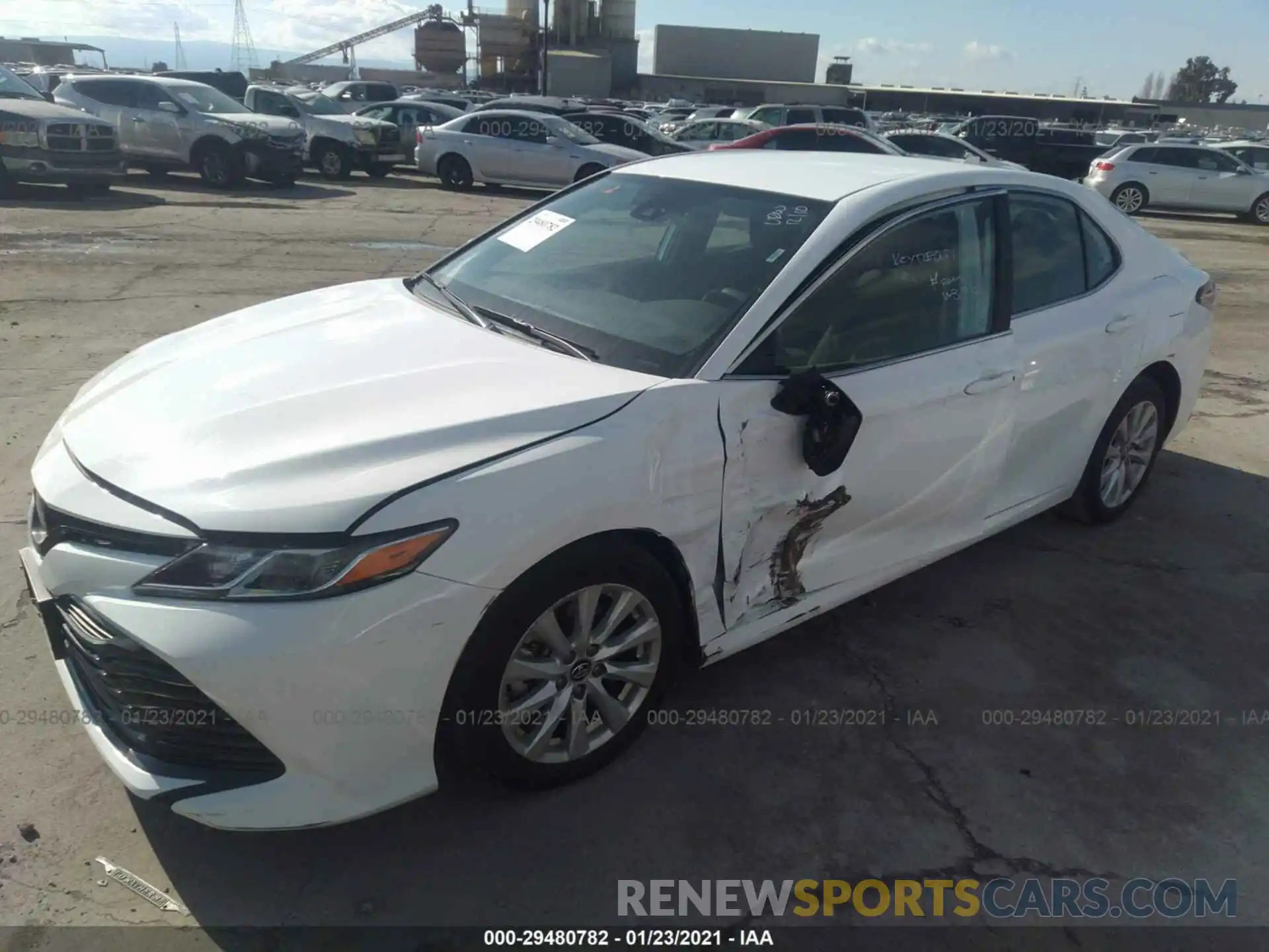 2 Photograph of a damaged car 4T1C11AK2LU917207 TOYOTA CAMRY 2020