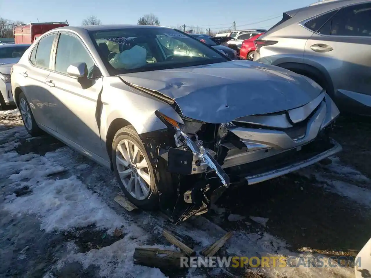 1 Photograph of a damaged car 4T1C11AK2LU929311 TOYOTA CAMRY 2020