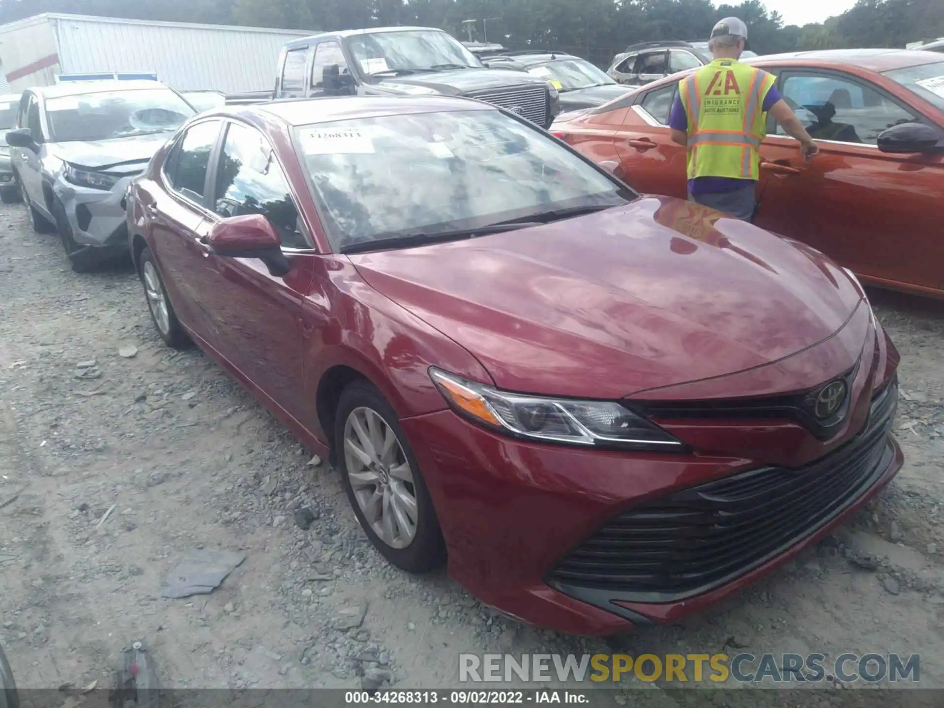 1 Photograph of a damaged car 4T1C11AK2LU930751 TOYOTA CAMRY 2020