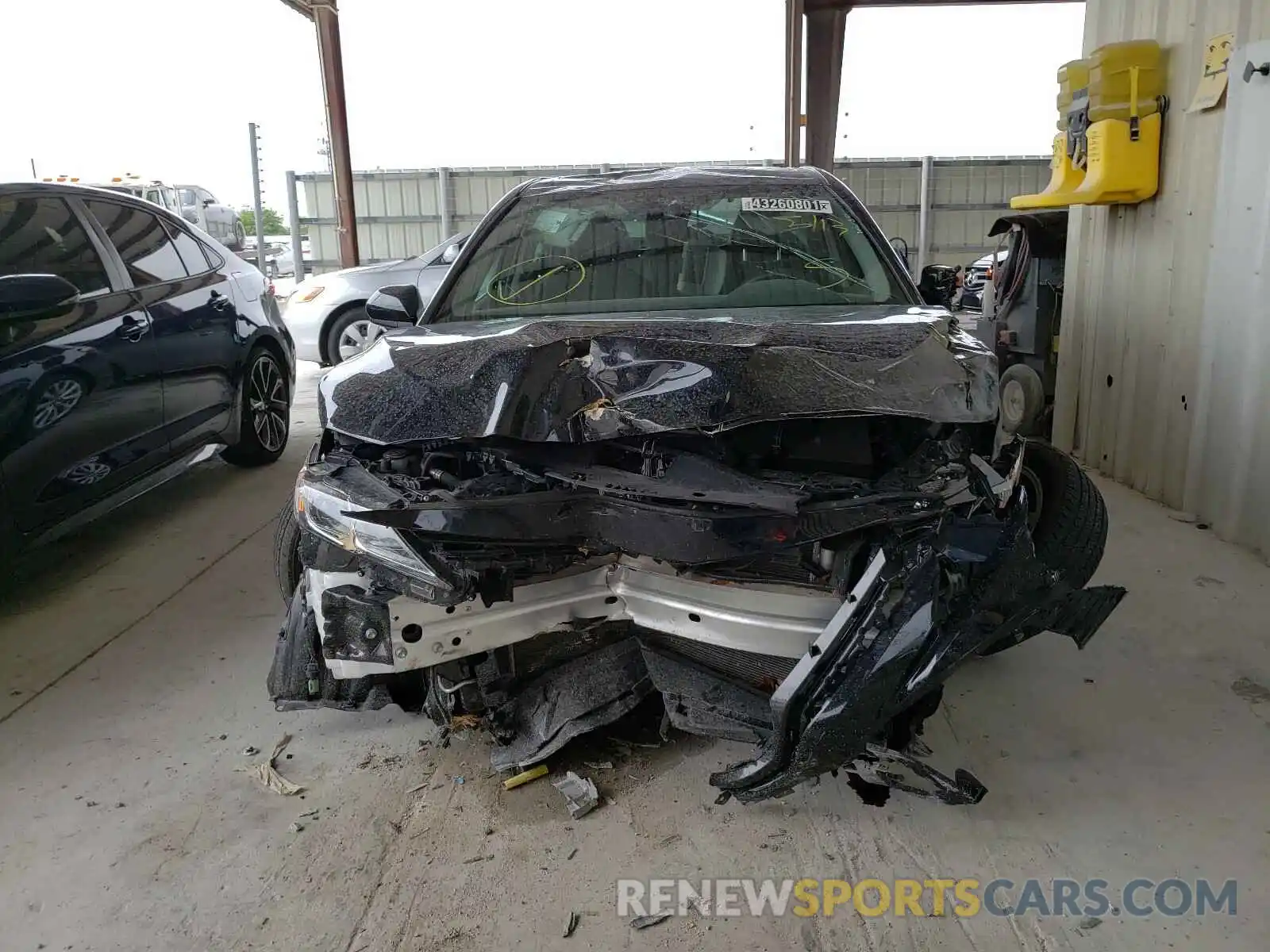 9 Photograph of a damaged car 4T1C11AK2LU931429 TOYOTA CAMRY 2020