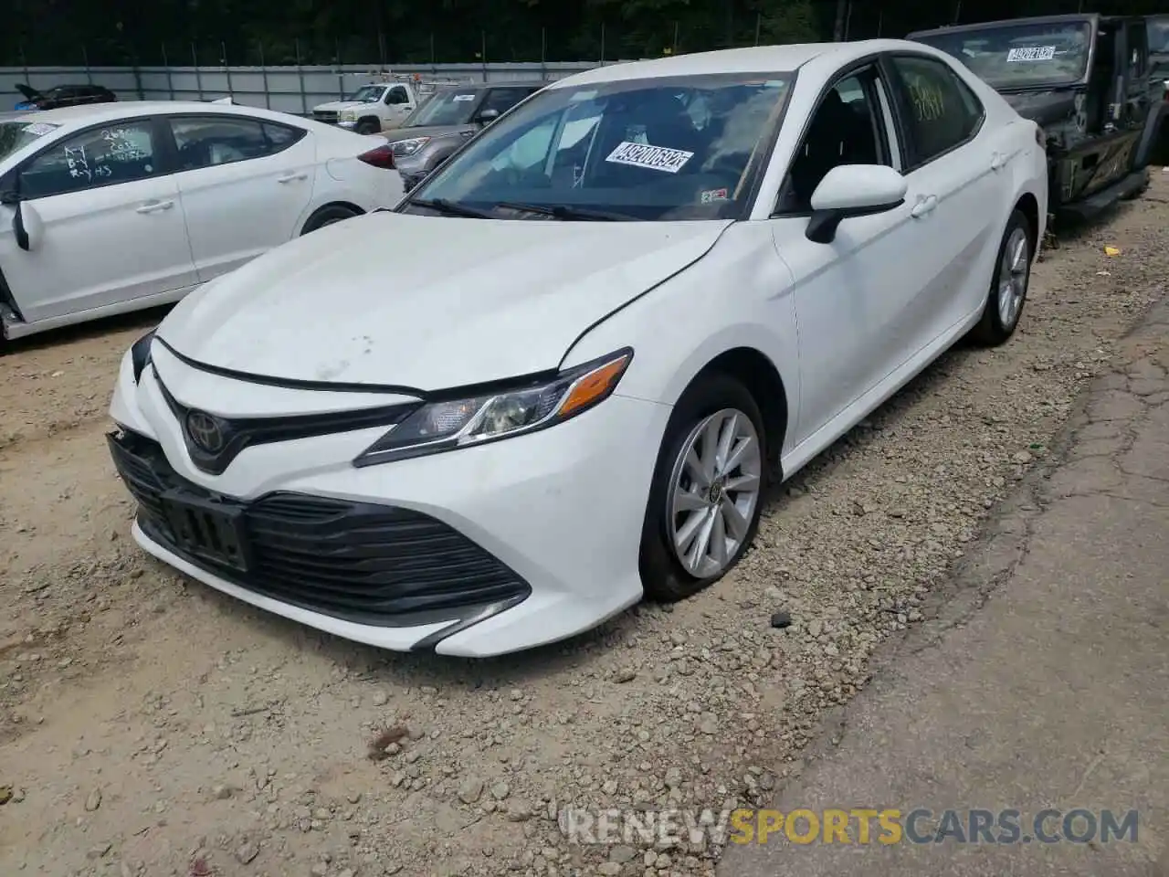 2 Photograph of a damaged car 4T1C11AK2LU931723 TOYOTA CAMRY 2020