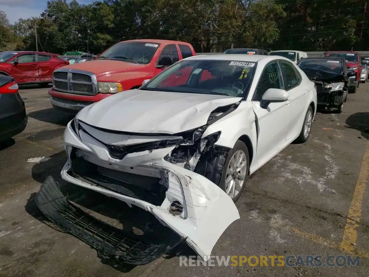 2 Photograph of a damaged car 4T1C11AK2LU931849 TOYOTA CAMRY 2020