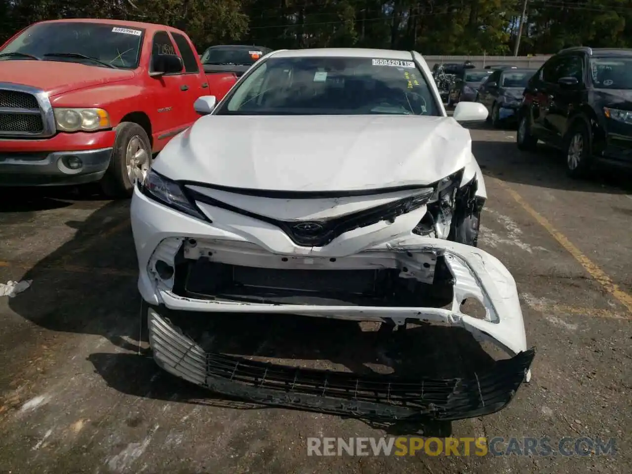 9 Photograph of a damaged car 4T1C11AK2LU931849 TOYOTA CAMRY 2020