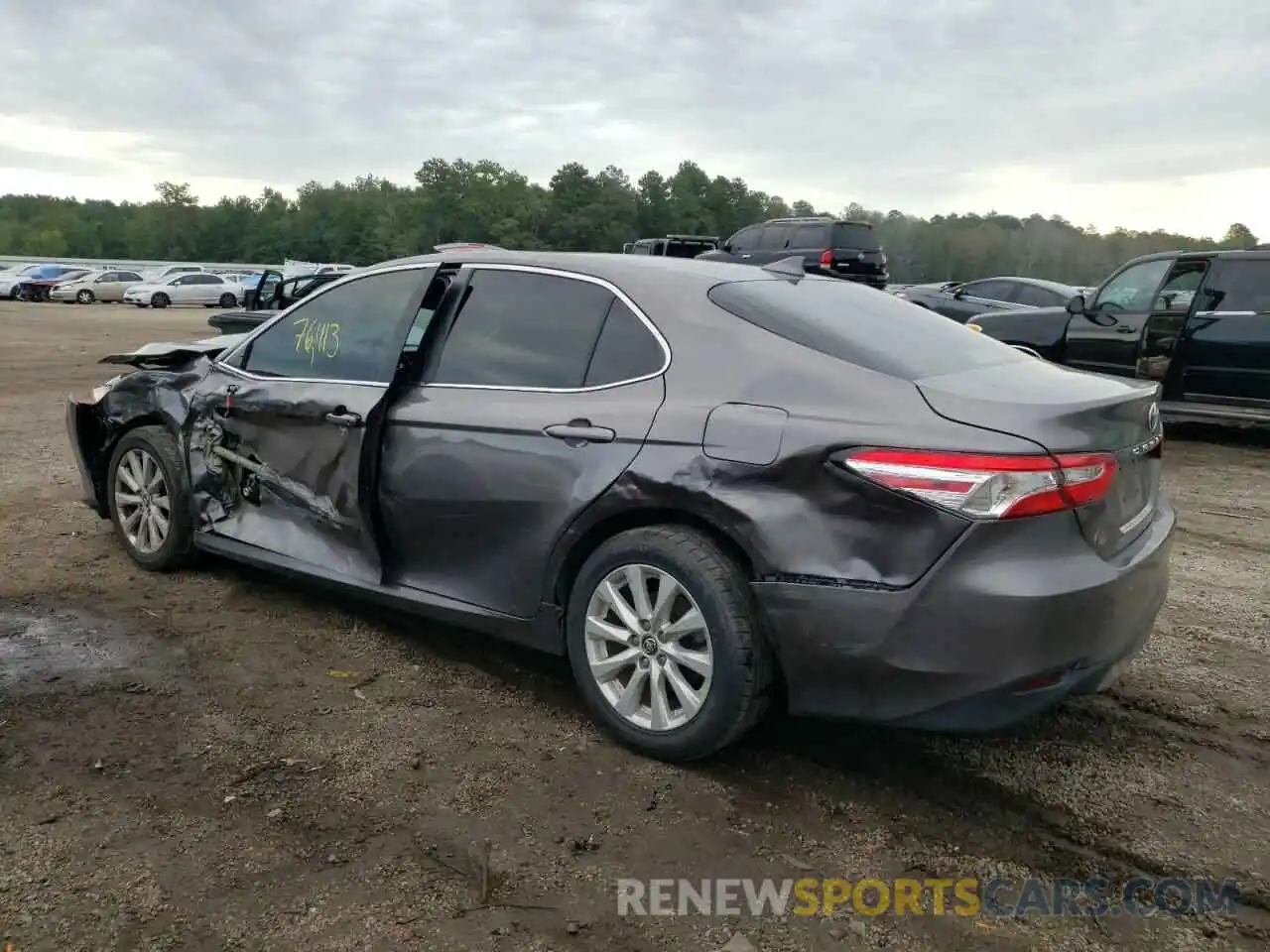 3 Photograph of a damaged car 4T1C11AK2LU932628 TOYOTA CAMRY 2020