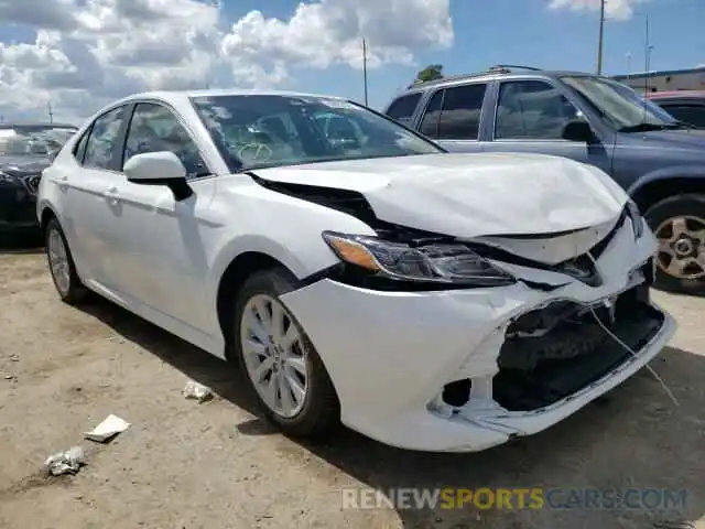 1 Photograph of a damaged car 4T1C11AK2LU949607 TOYOTA CAMRY 2020