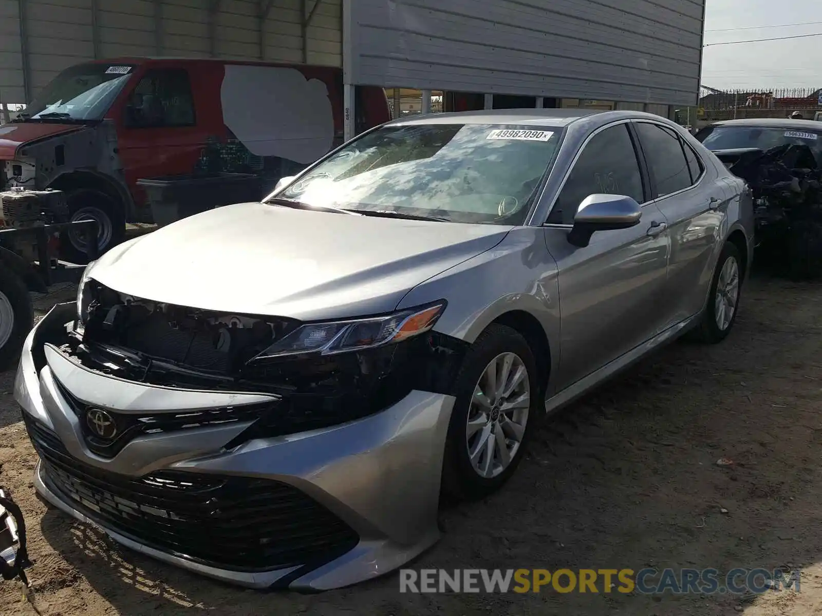 2 Photograph of a damaged car 4T1C11AK2LU950157 TOYOTA CAMRY 2020