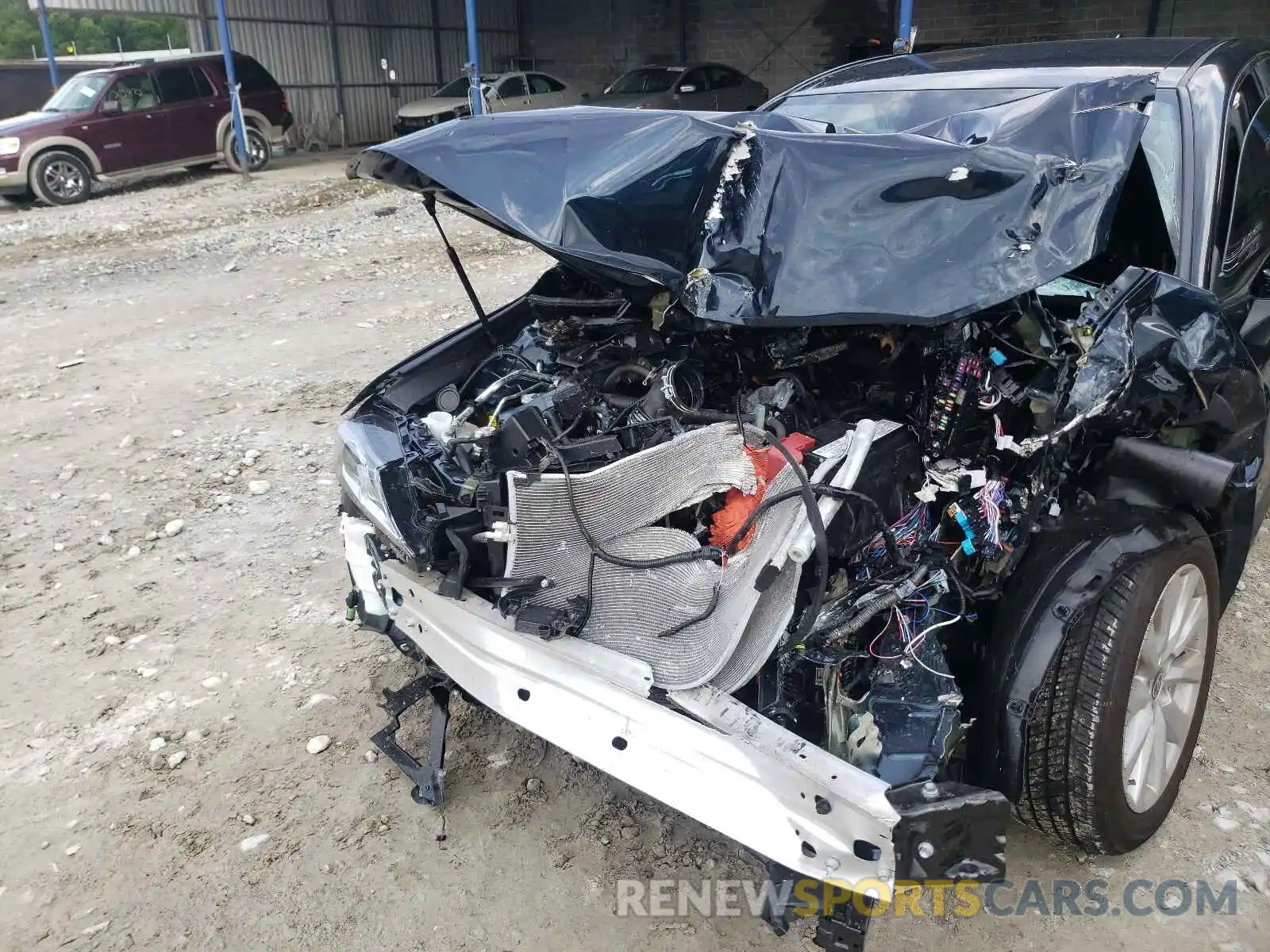 9 Photograph of a damaged car 4T1C11AK2LU953902 TOYOTA CAMRY 2020