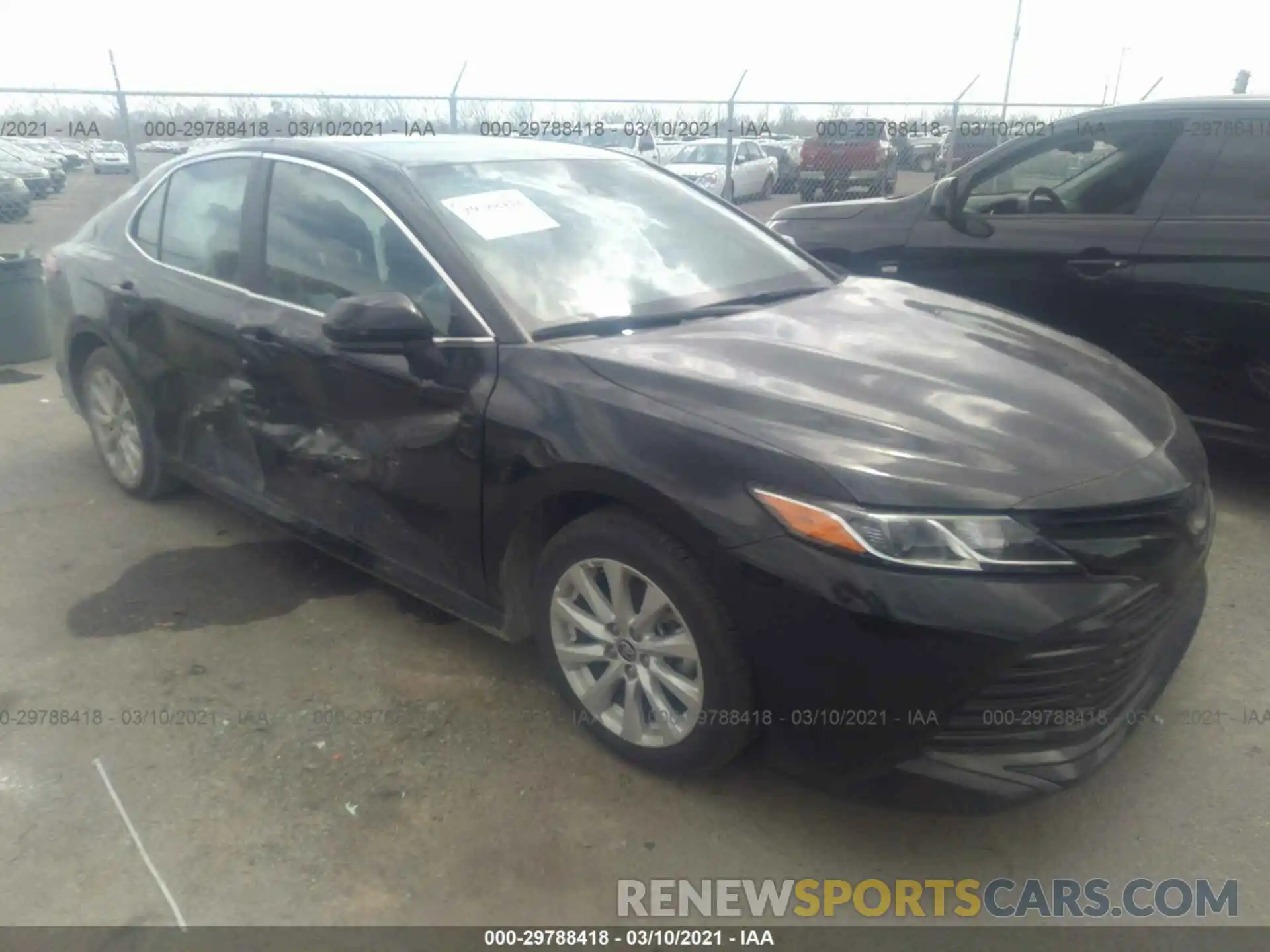 1 Photograph of a damaged car 4T1C11AK2LU955925 TOYOTA CAMRY 2020