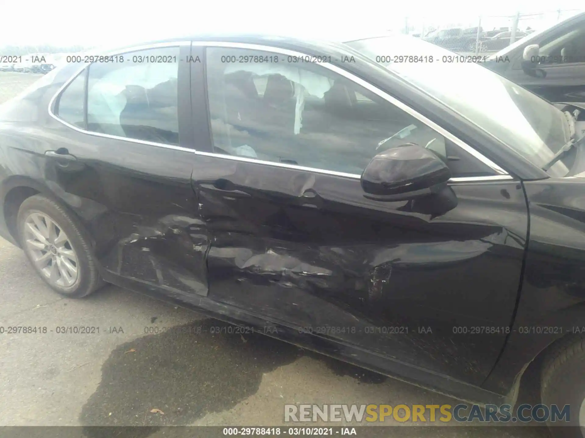 6 Photograph of a damaged car 4T1C11AK2LU955925 TOYOTA CAMRY 2020