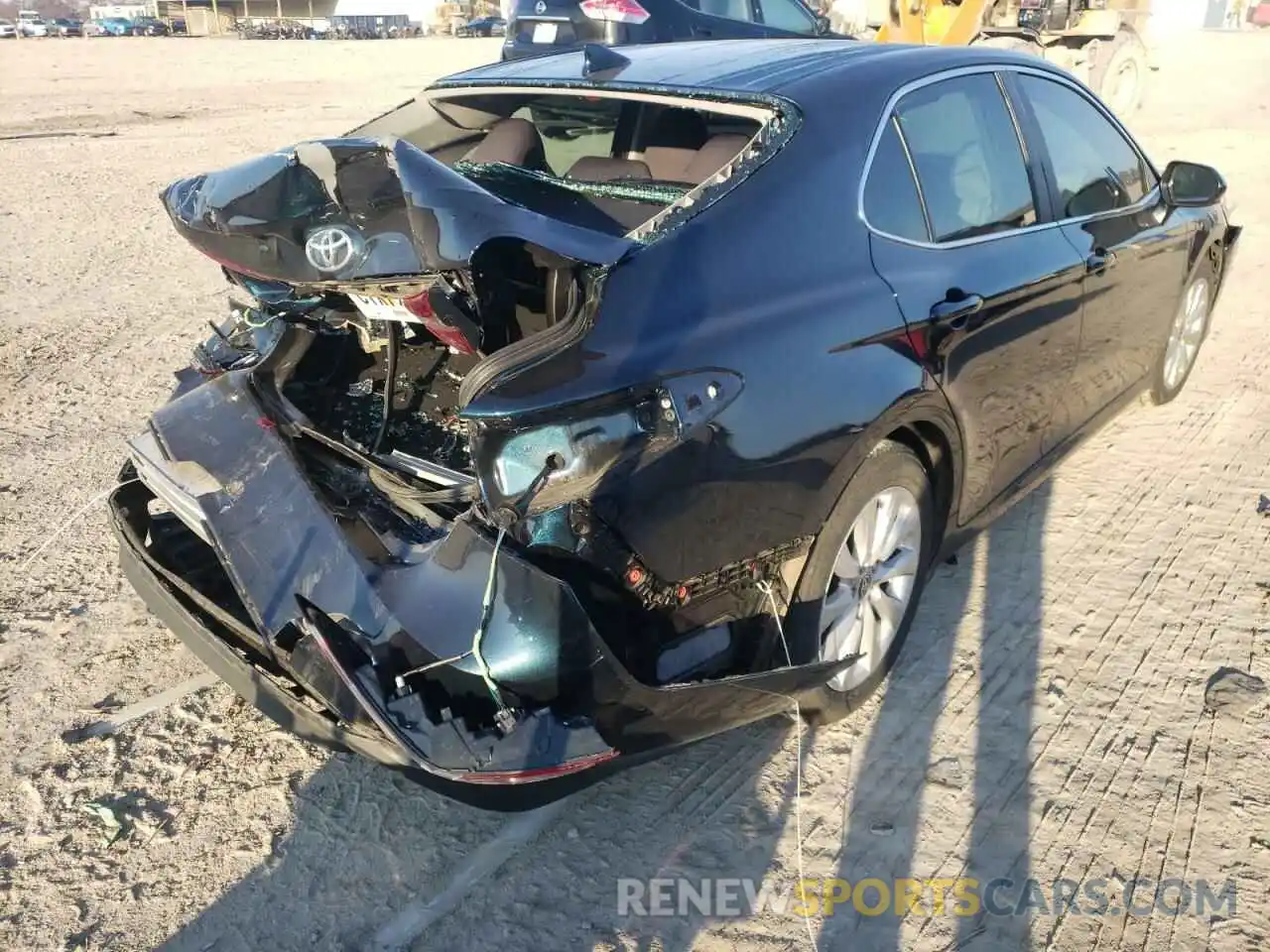 4 Photograph of a damaged car 4T1C11AK2LU967069 TOYOTA CAMRY 2020