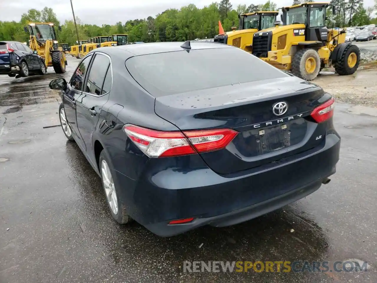 3 Photograph of a damaged car 4T1C11AK2LU977004 TOYOTA CAMRY 2020