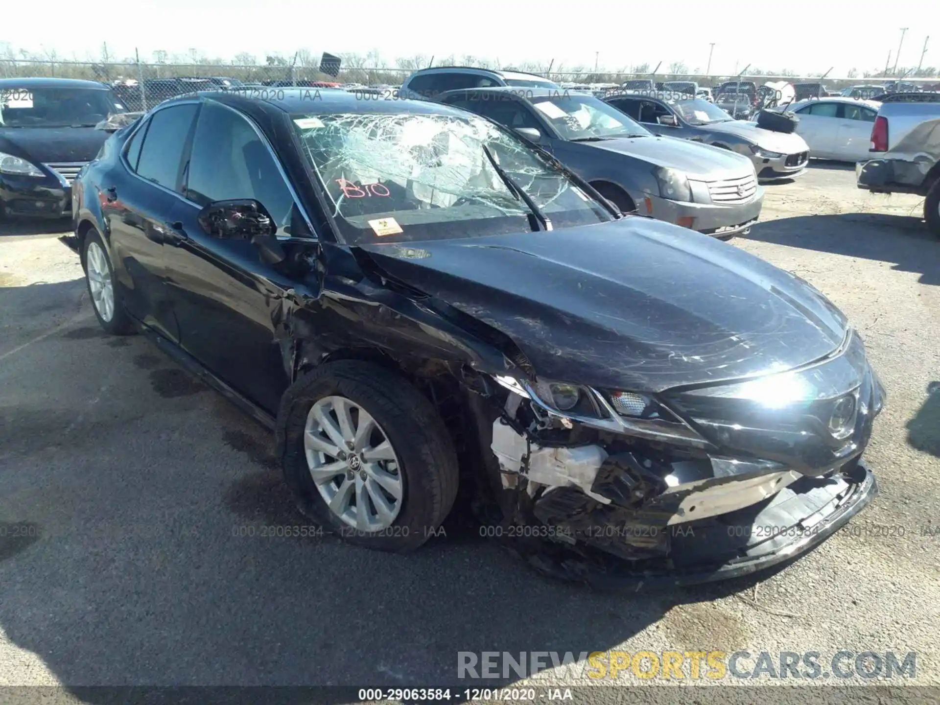 1 Photograph of a damaged car 4T1C11AK2LU977620 TOYOTA CAMRY 2020