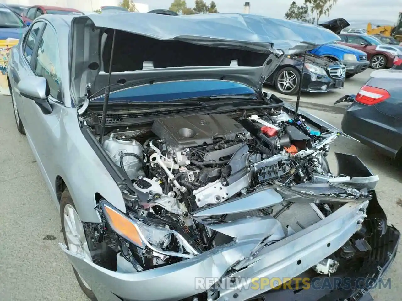 9 Photograph of a damaged car 4T1C11AK2LU983627 TOYOTA CAMRY 2020