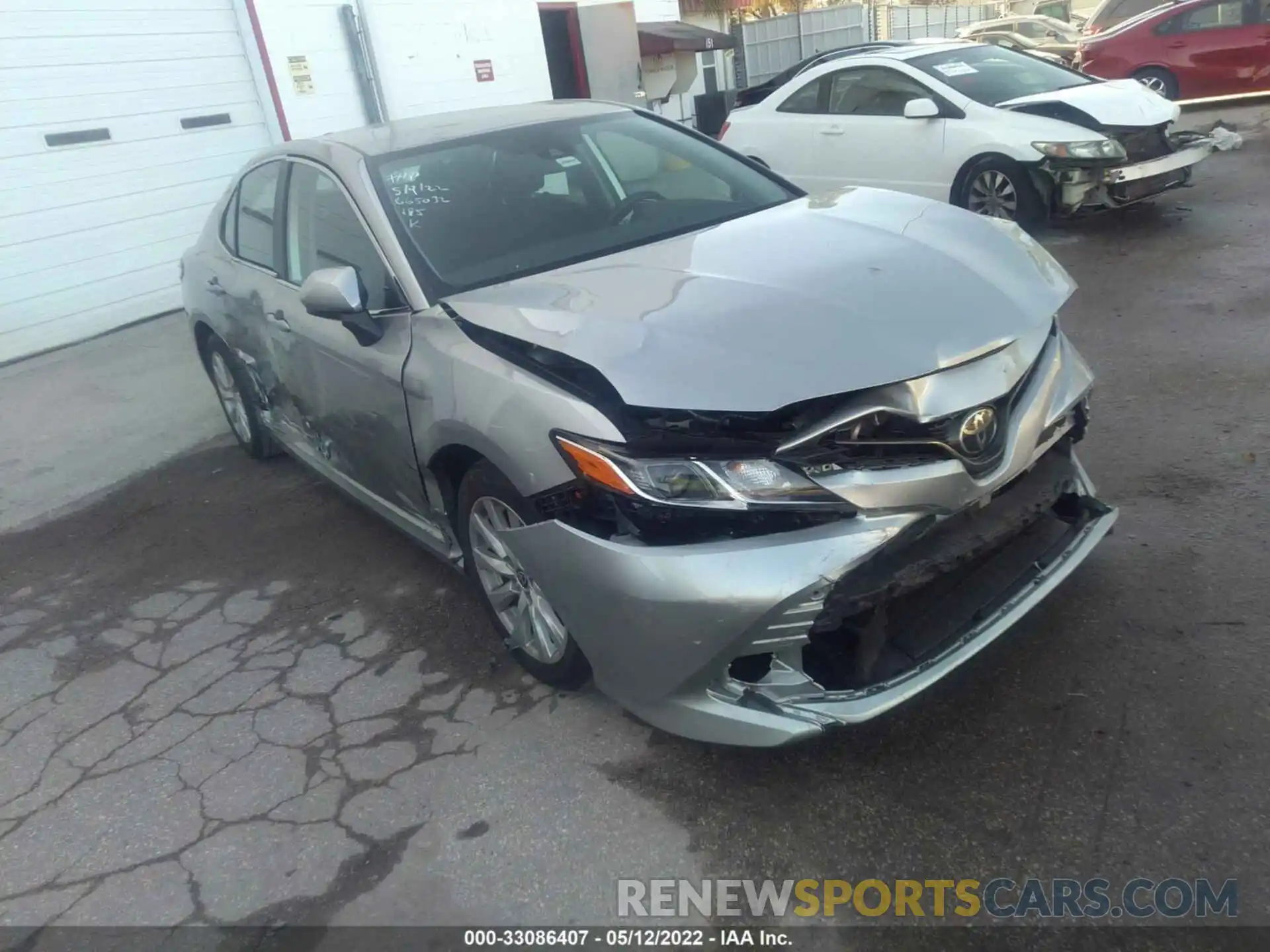 1 Photograph of a damaged car 4T1C11AK2LU983952 TOYOTA CAMRY 2020