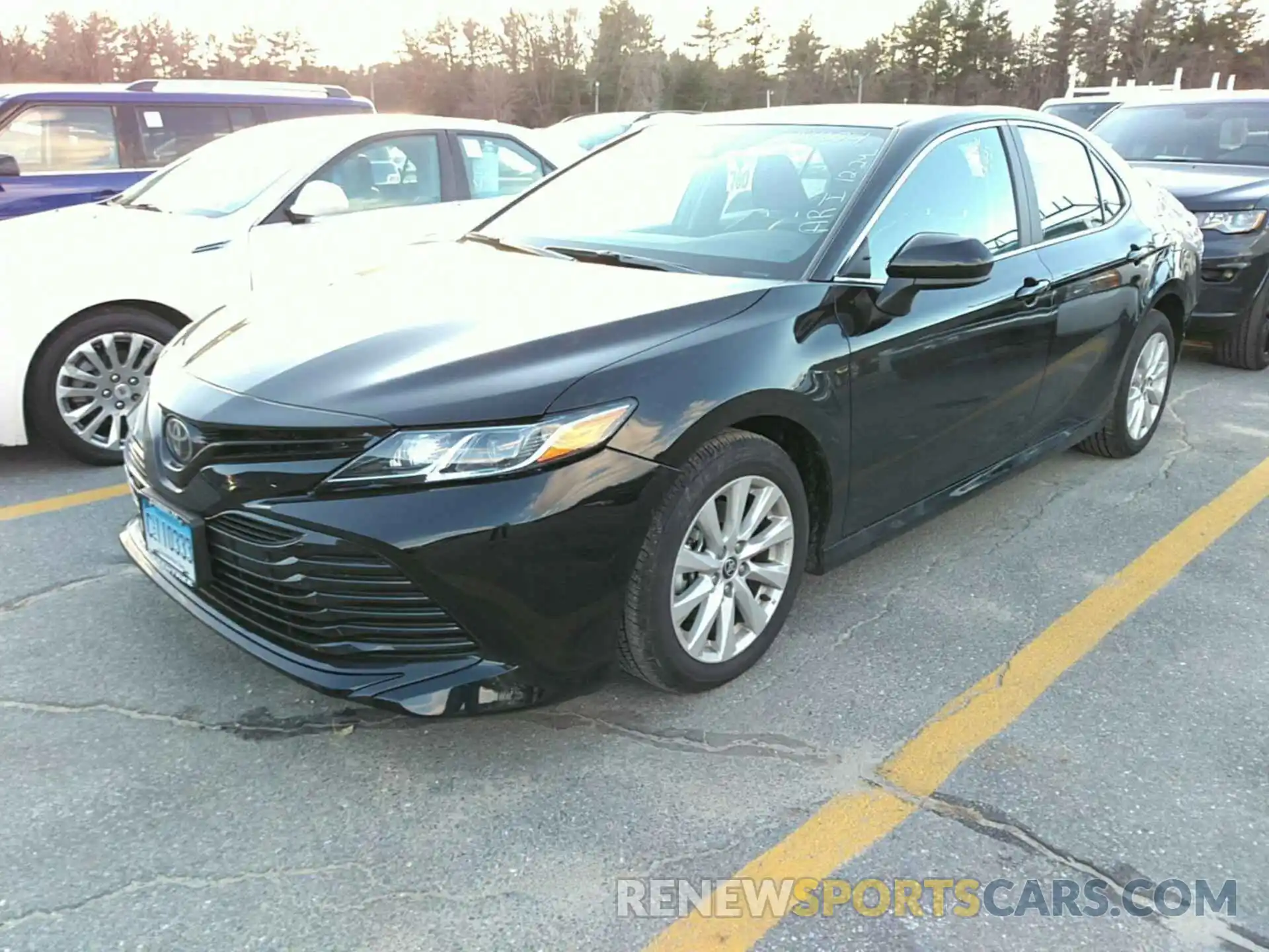 1 Photograph of a damaged car 4T1C11AK2LU987869 TOYOTA CAMRY 2020