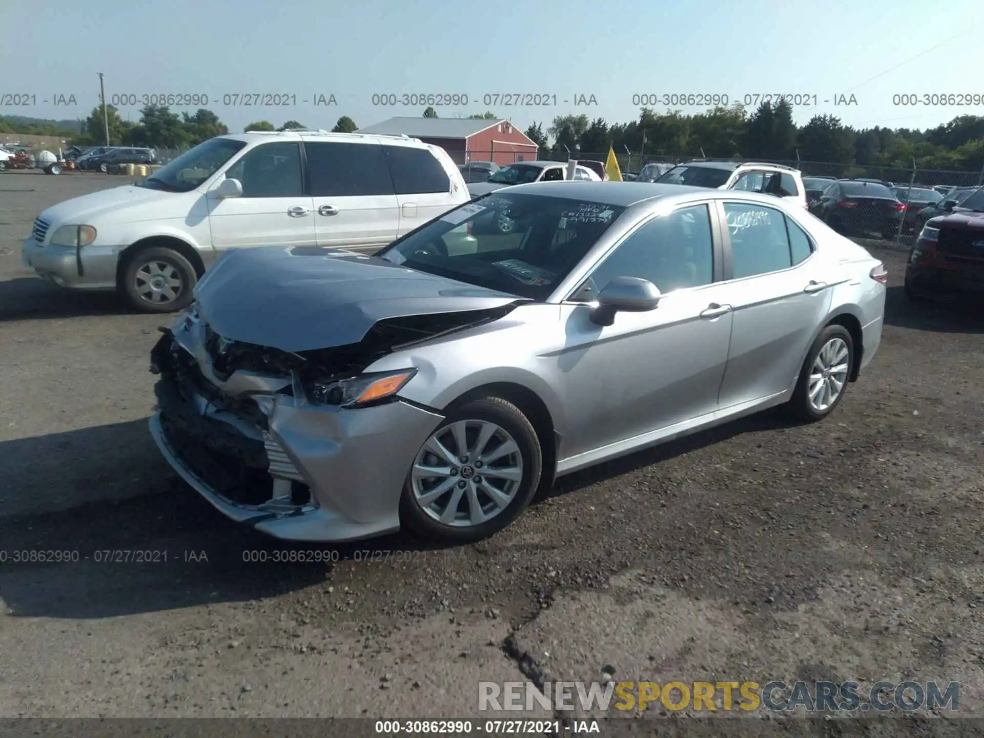 2 Photograph of a damaged car 4T1C11AK2LU991579 TOYOTA CAMRY 2020