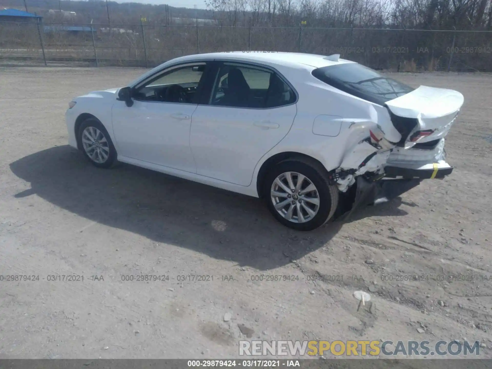 3 Photograph of a damaged car 4T1C11AK2LU991582 TOYOTA CAMRY 2020