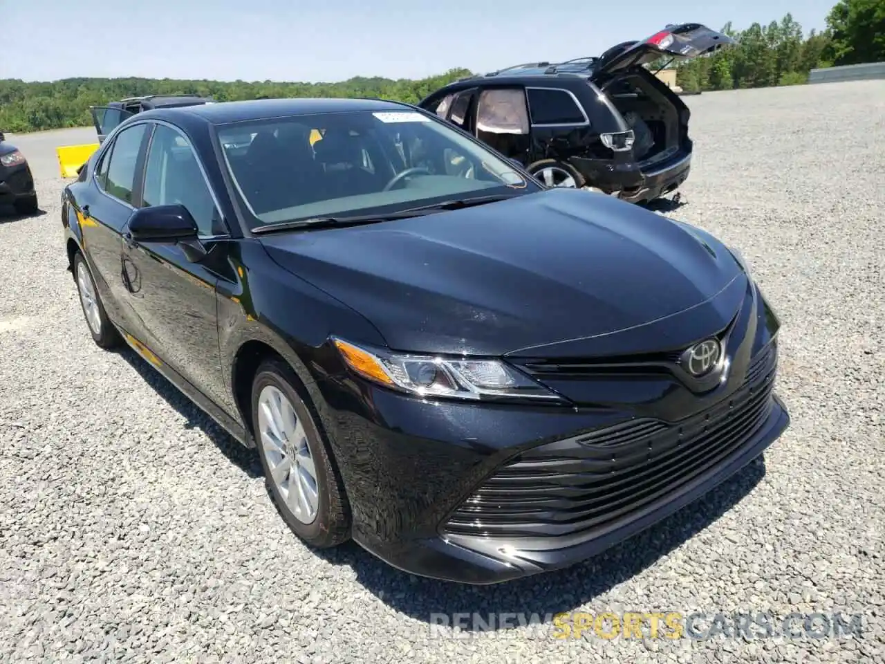 1 Photograph of a damaged car 4T1C11AK2LU997740 TOYOTA CAMRY 2020