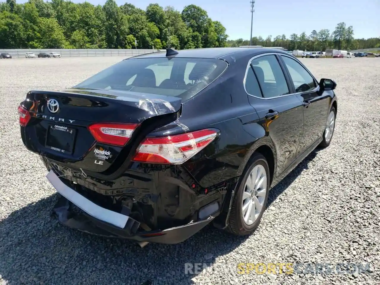 4 Photograph of a damaged car 4T1C11AK2LU997740 TOYOTA CAMRY 2020