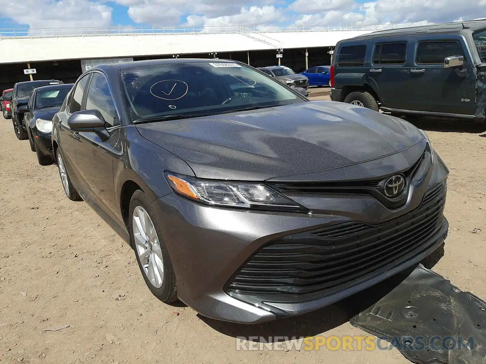 1 Photograph of a damaged car 4T1C11AK2LU999360 TOYOTA CAMRY 2020