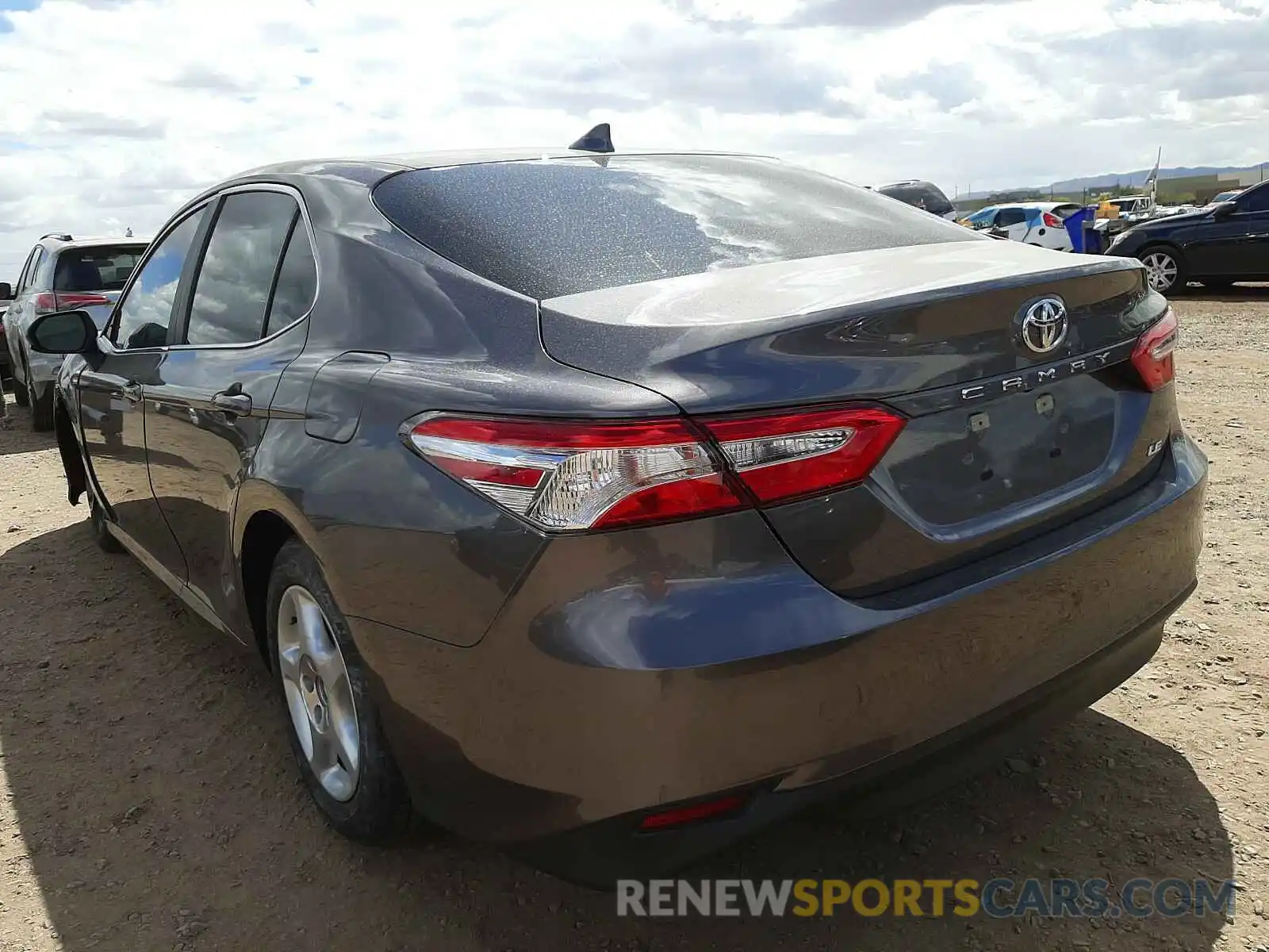 3 Photograph of a damaged car 4T1C11AK2LU999360 TOYOTA CAMRY 2020