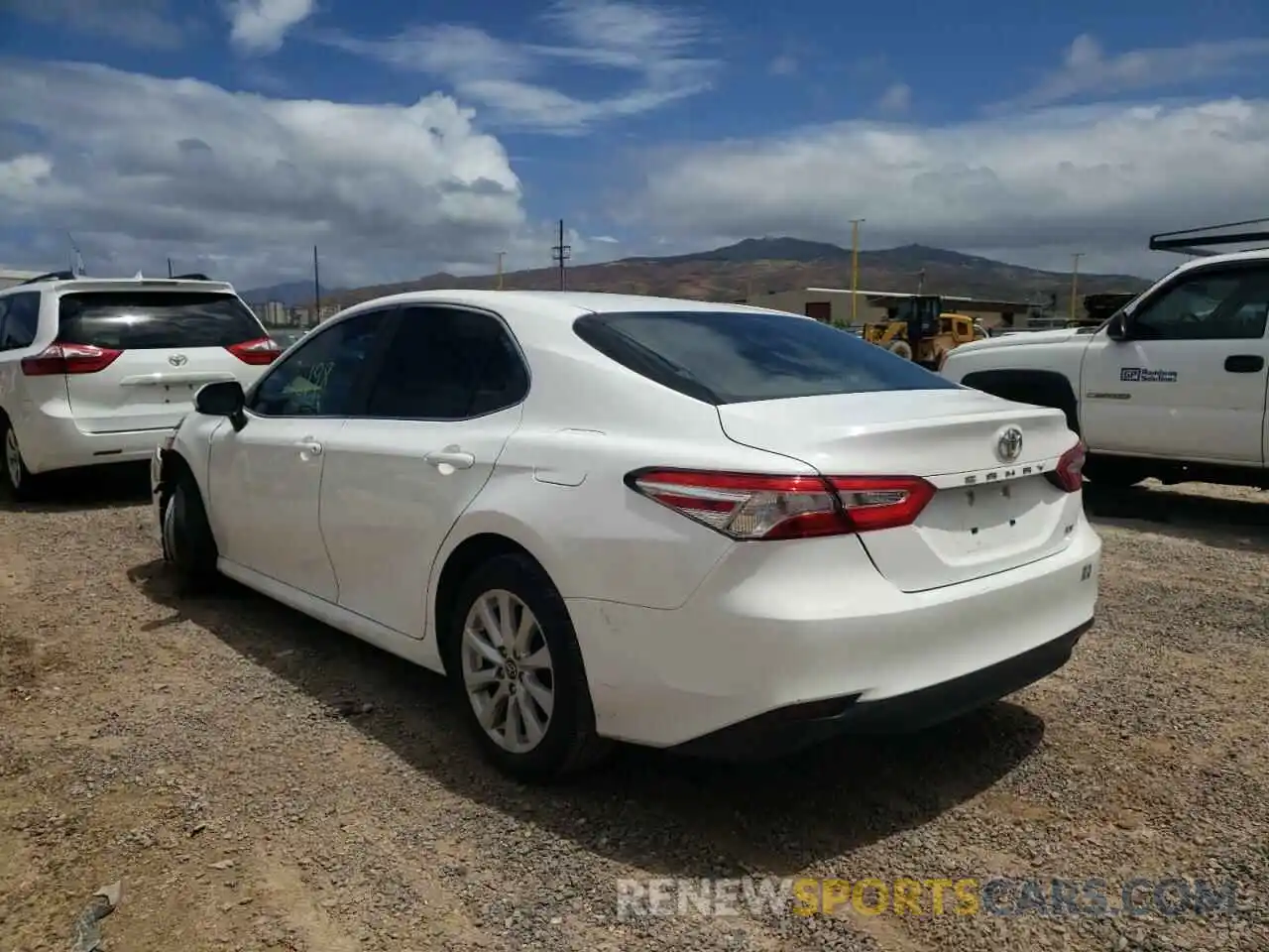 3 Photograph of a damaged car 4T1C11AK3LU309759 TOYOTA CAMRY 2020