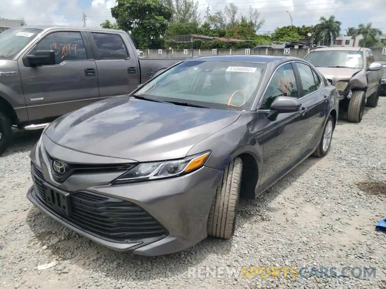 2 Photograph of a damaged car 4T1C11AK3LU309941 TOYOTA CAMRY 2020