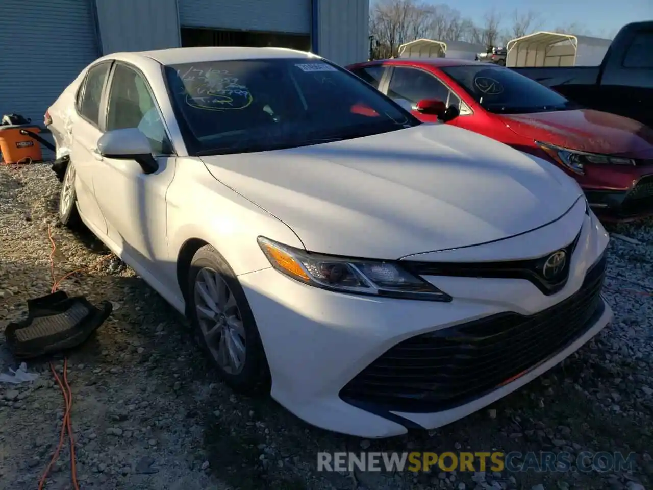 1 Photograph of a damaged car 4T1C11AK3LU313729 TOYOTA CAMRY 2020