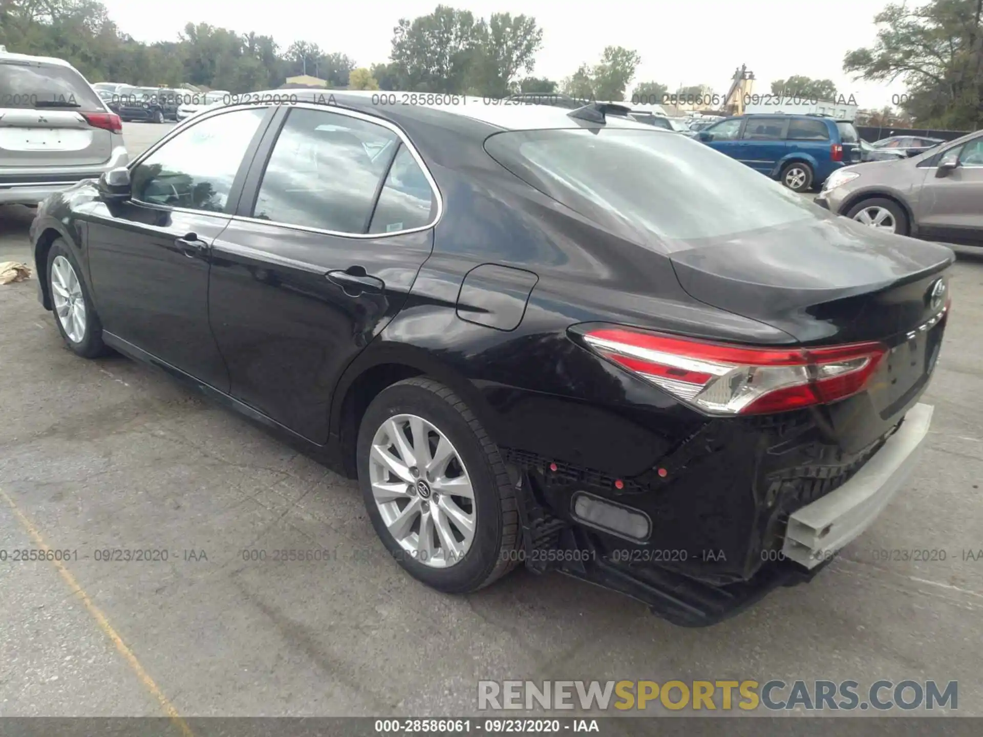 3 Photograph of a damaged car 4T1C11AK3LU329283 TOYOTA CAMRY 2020