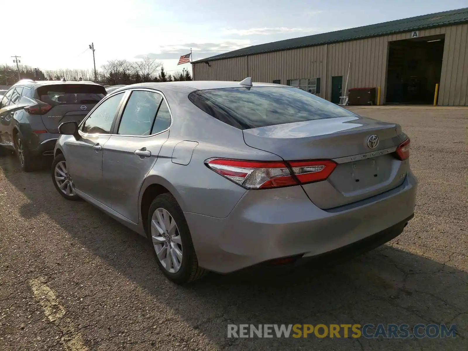 3 Photograph of a damaged car 4T1C11AK3LU336248 TOYOTA CAMRY 2020