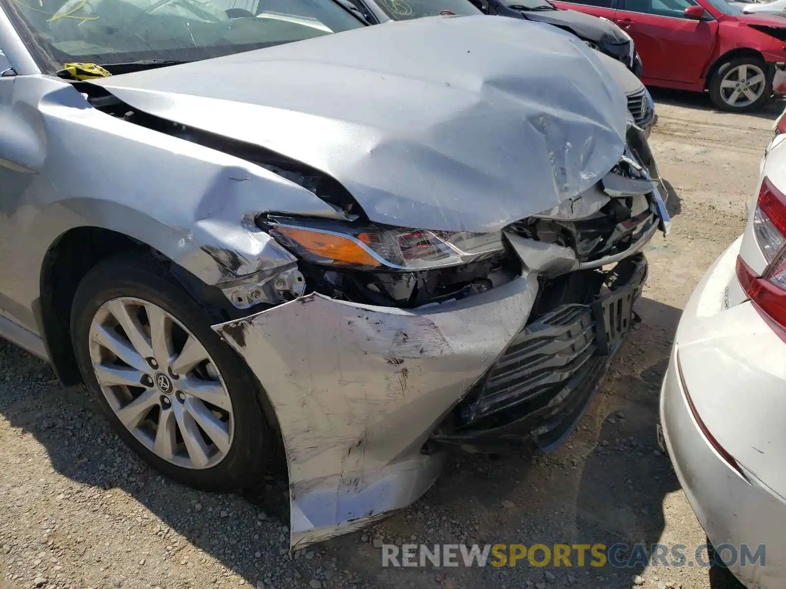 9 Photograph of a damaged car 4T1C11AK3LU340848 TOYOTA CAMRY 2020