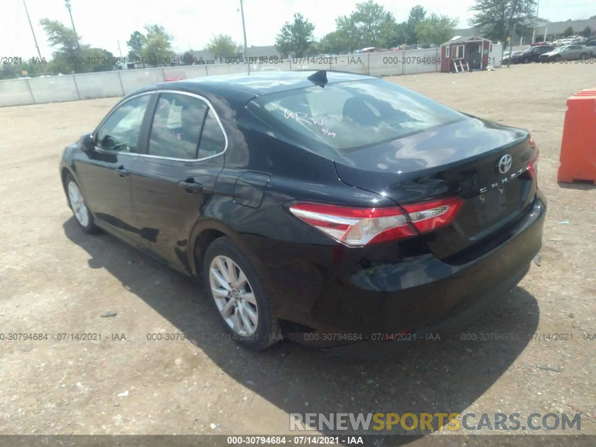 3 Photograph of a damaged car 4T1C11AK3LU342471 TOYOTA CAMRY 2020