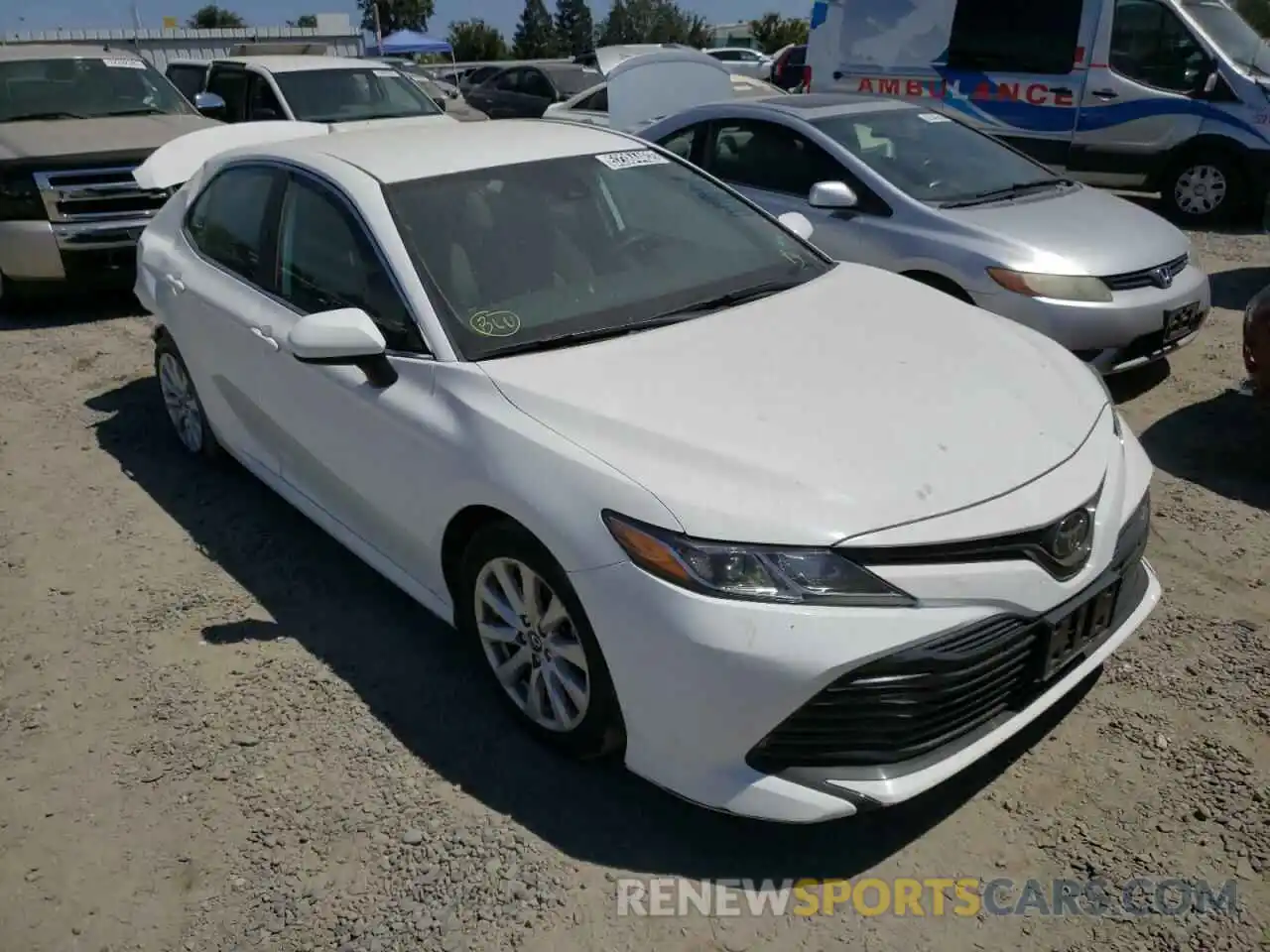 1 Photograph of a damaged car 4T1C11AK3LU342633 TOYOTA CAMRY 2020