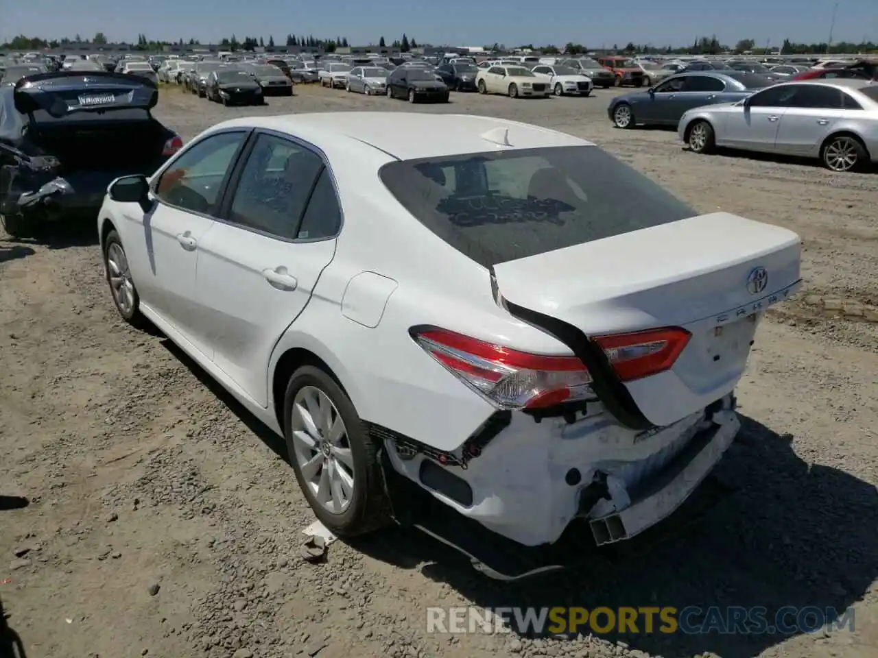 3 Photograph of a damaged car 4T1C11AK3LU342633 TOYOTA CAMRY 2020