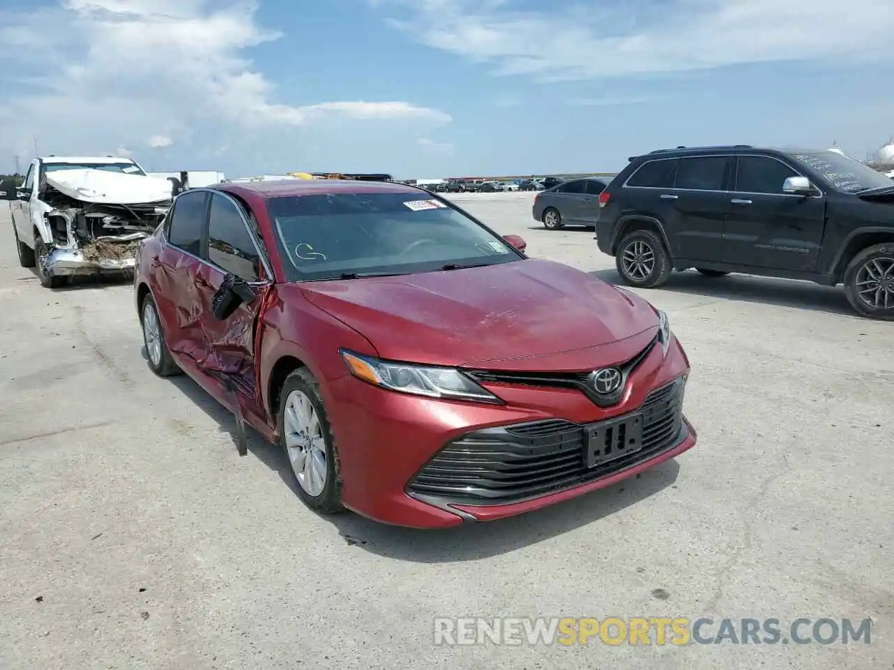 1 Photograph of a damaged car 4T1C11AK3LU345693 TOYOTA CAMRY 2020