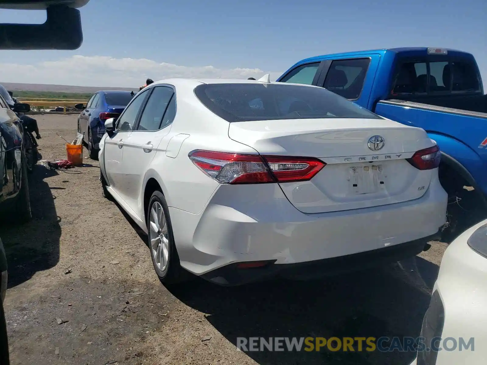 3 Photograph of a damaged car 4T1C11AK3LU346360 TOYOTA CAMRY 2020