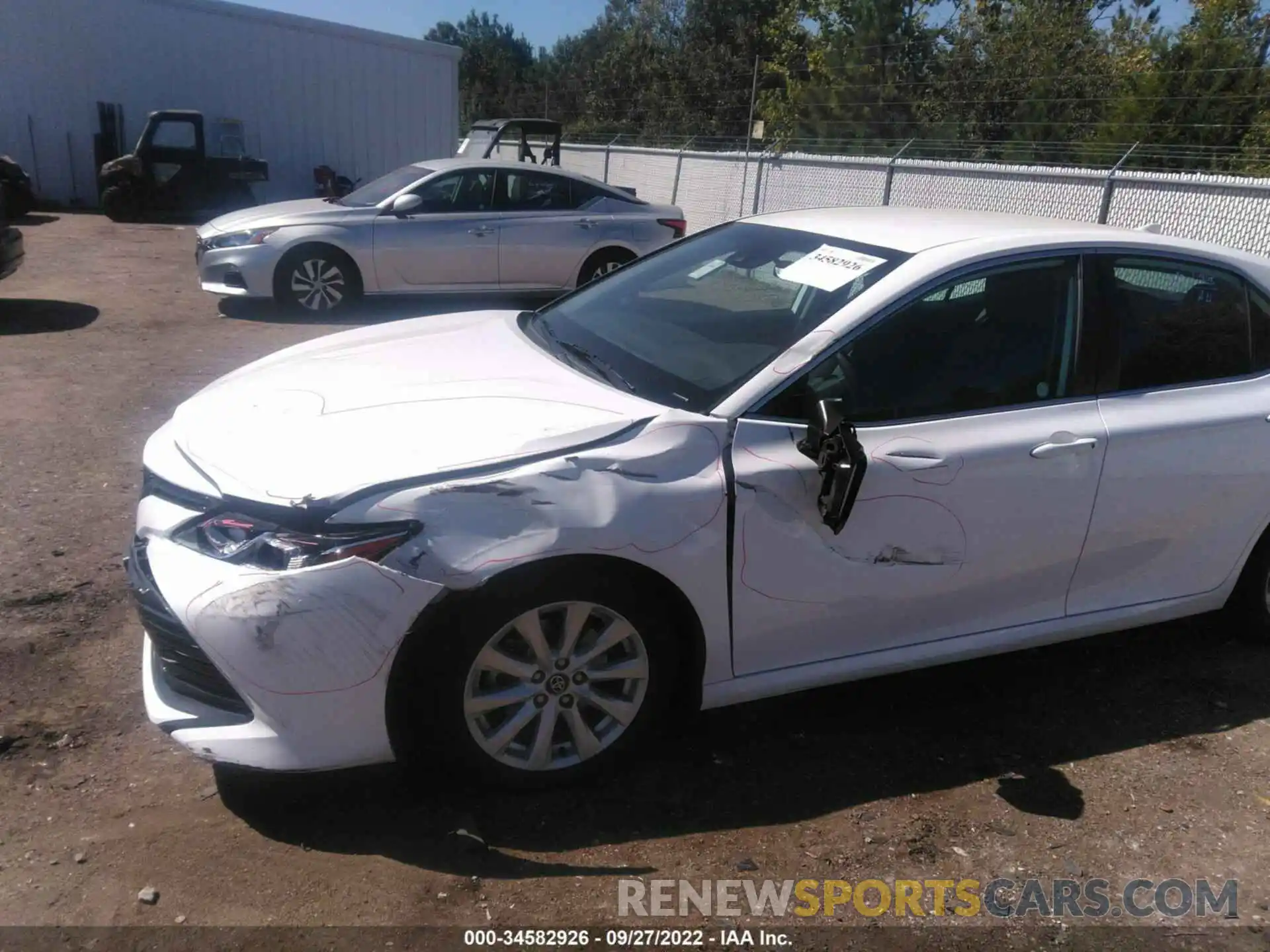 6 Photograph of a damaged car 4T1C11AK3LU346374 TOYOTA CAMRY 2020