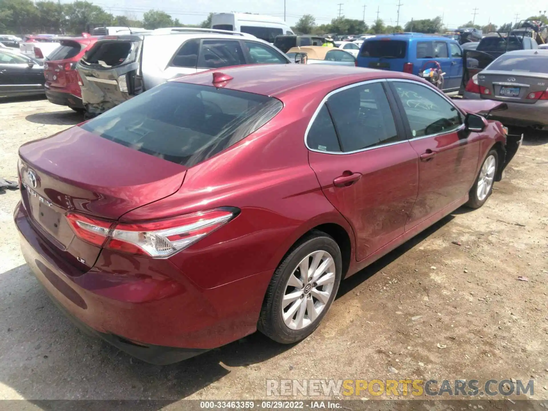 4 Photograph of a damaged car 4T1C11AK3LU347590 TOYOTA CAMRY 2020