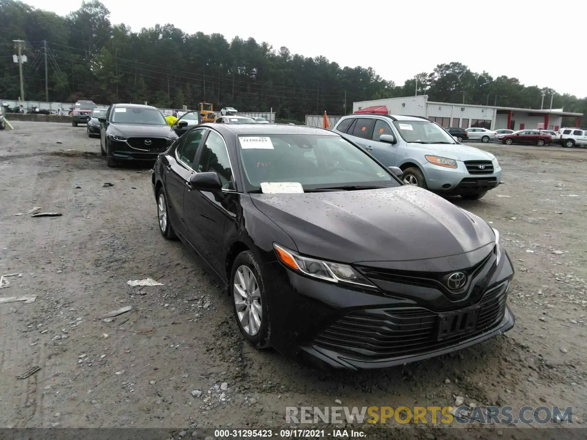 1 Photograph of a damaged car 4T1C11AK3LU348254 TOYOTA CAMRY 2020